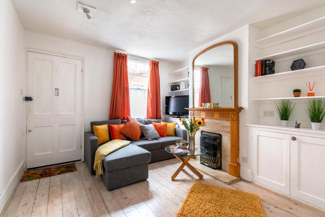 Canterbury Hidden Gem Appartement Buitenkant foto